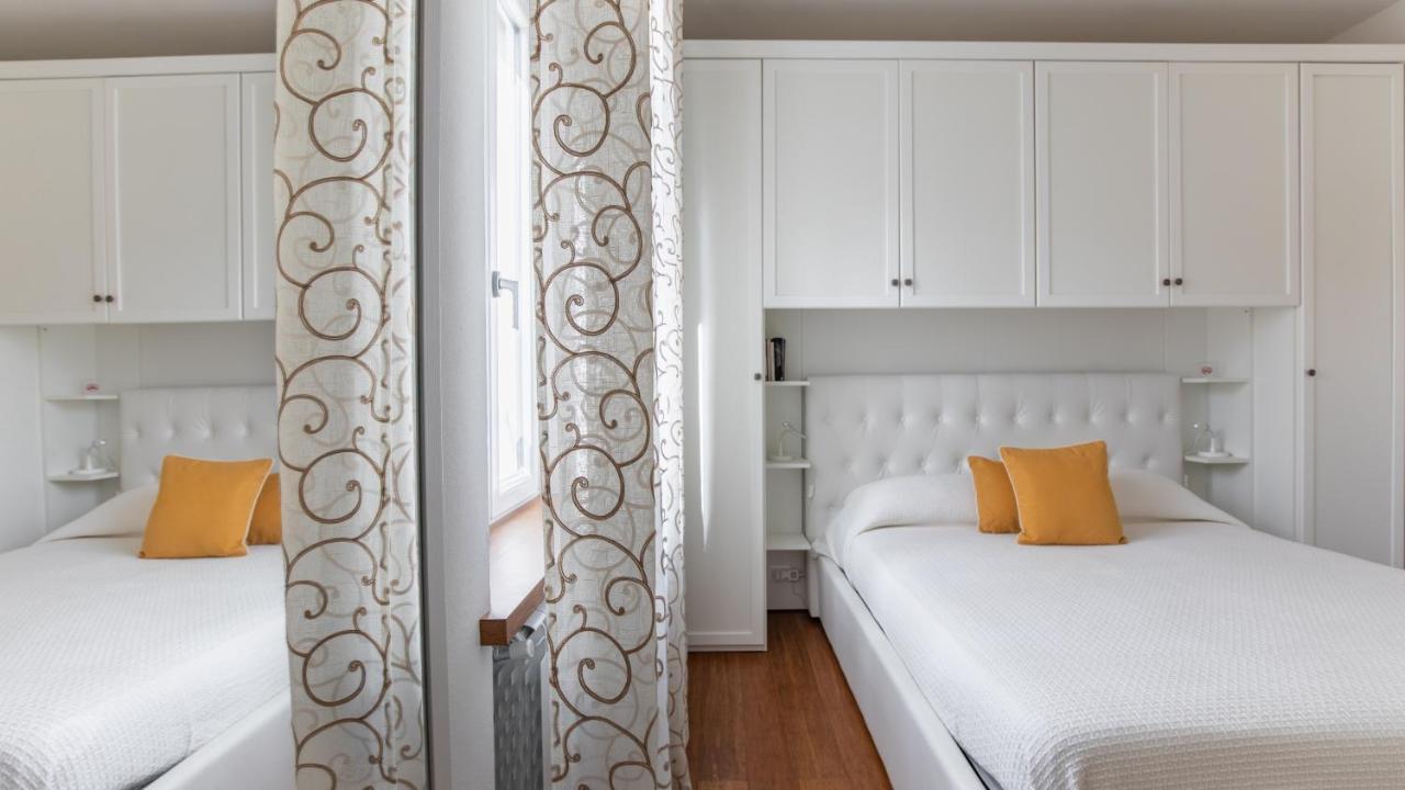 Elena House White Apartment Viareggio Exterior foto