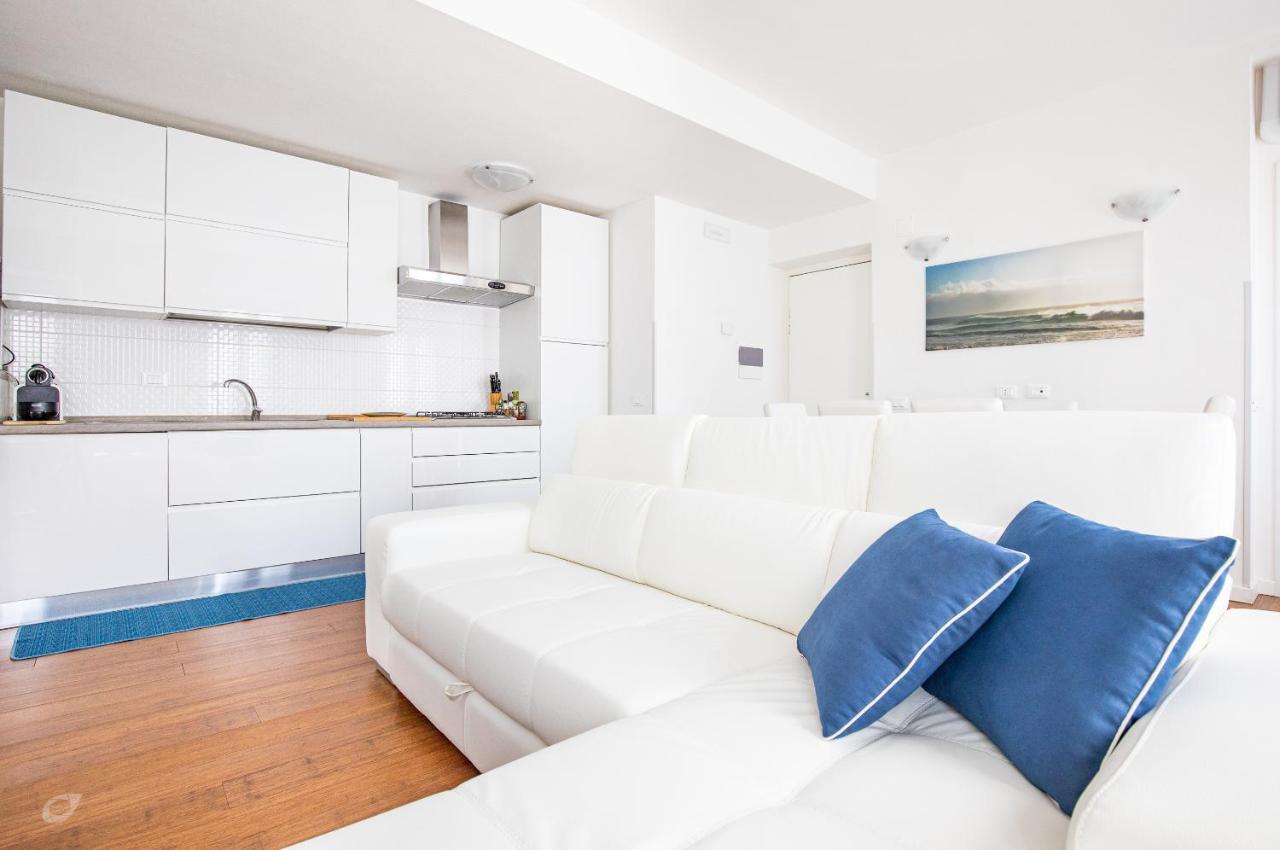 Elena House White Apartment Viareggio Exterior foto